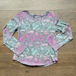 5/$25 SO Favorite Tee Size 8 Hombre Graphic Print Long Sleeve Purple Pink Mint